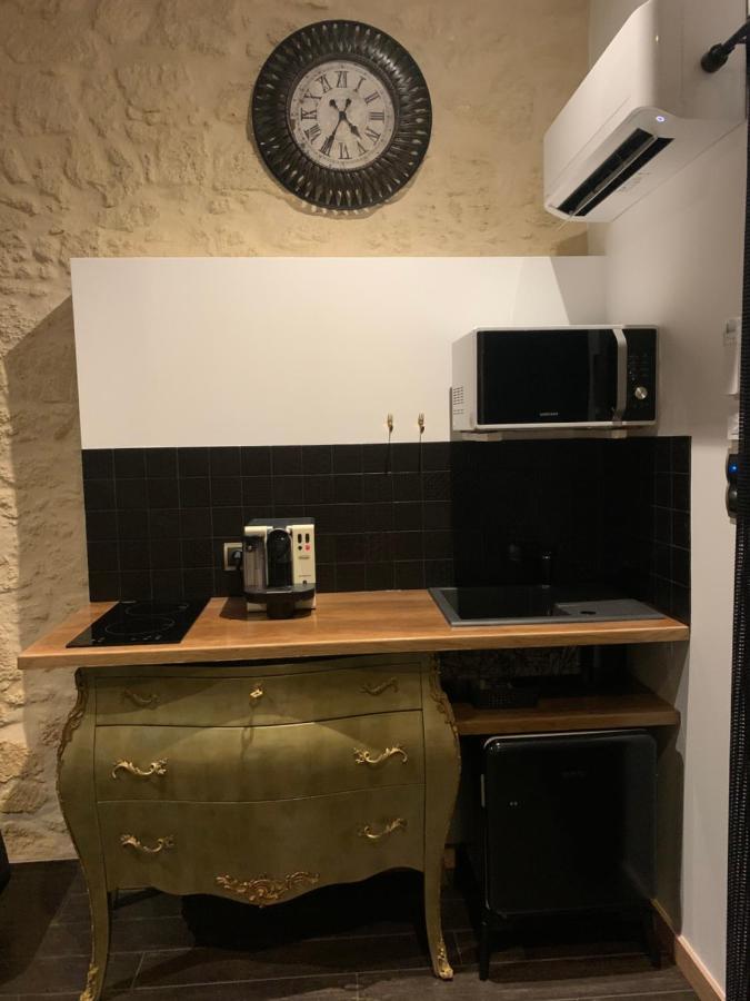 Le Lovy , Studio Independant Avec Jacuzzi Cubnezais Extérieur photo