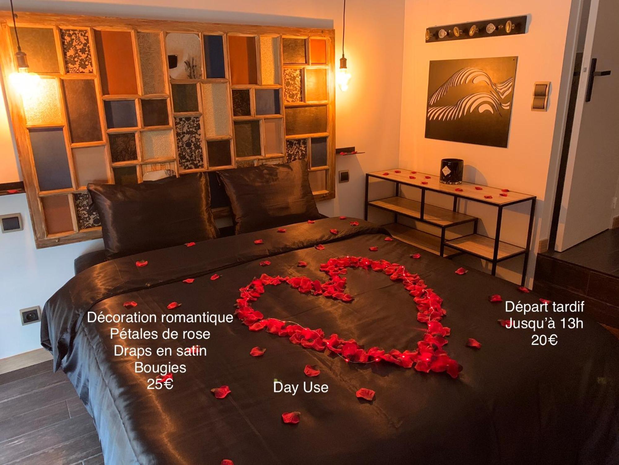 Le Lovy , Studio Independant Avec Jacuzzi Cubnezais Extérieur photo